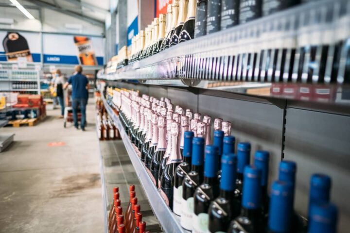 FRS Bordershop im Hafen von Sassnitz Mukran auf der Insel Rügen