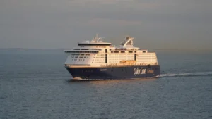 Die Color Line Fähre Color Fantasy auf dem Weg von Kiel nach Oslo.