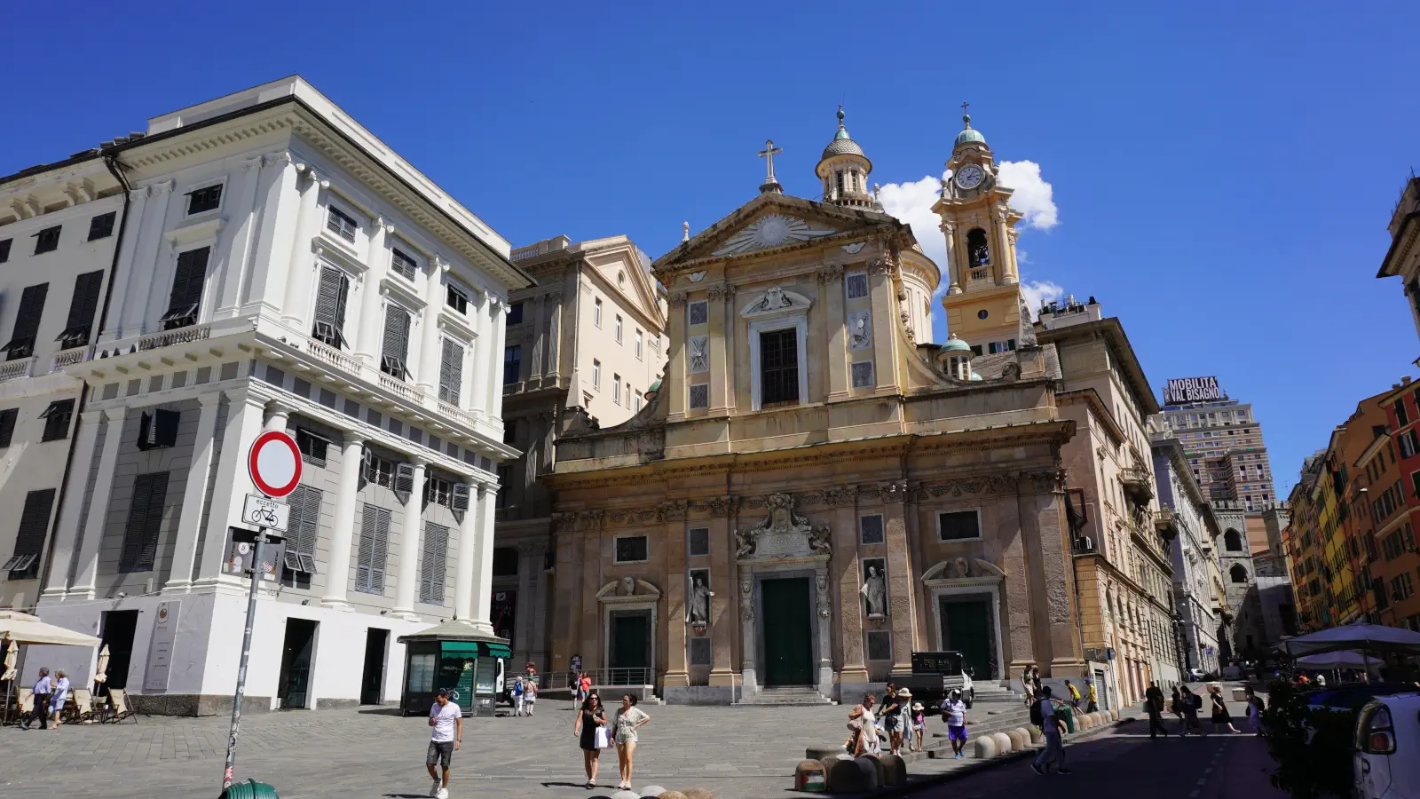 Die Kirche Chiesa dei Santi Ambrogio e Andrea in Genua.
