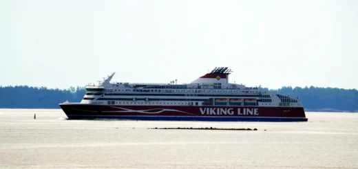 Die Fähre Viking XPRS von Viking Line verkehrt im Liniendienst zwischen Helsinki und Tallinn.